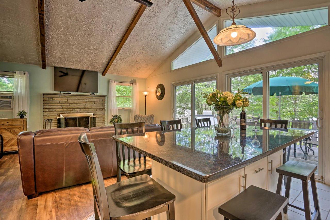Serene Long Pond Home With Game Room And Beach Access! Экстерьер фото