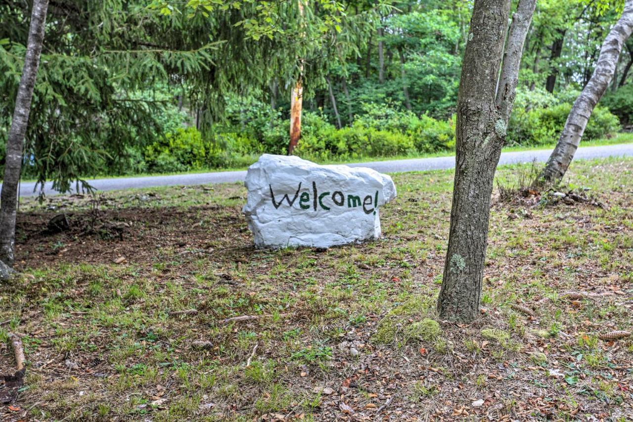 Serene Long Pond Home With Game Room And Beach Access! Экстерьер фото
